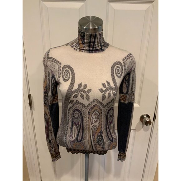 Etro Sweaters - ETRO Gray Thin Knit Paisley Turtleneck Sweater, Size 6 (US), 40 (IT)